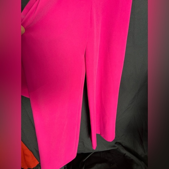 Mac Duggal 49878 NWT Vibrant Pink Strapless Jumpsuit -straps included - Picture 3 of 4